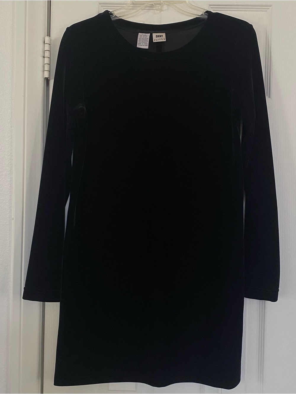 90’s Vintage DKNY Black Velvet Long Sleeve Shift Dress - Small
